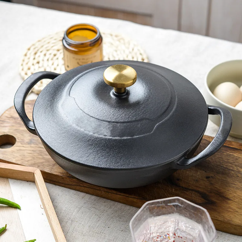 Top sell cheap Outlet Price Stir Fry Pan Cast Iron Enamel Wok Pan with Lid/black Outdoor camping pot with two ears