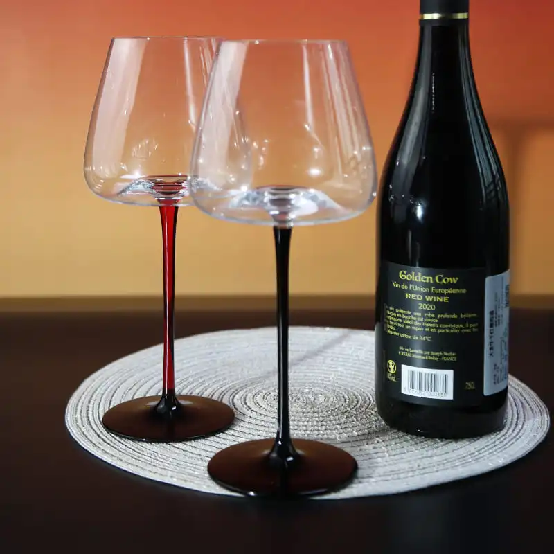 Celebrate Love with Luxurious Black Wine Glasses at Your Wedding