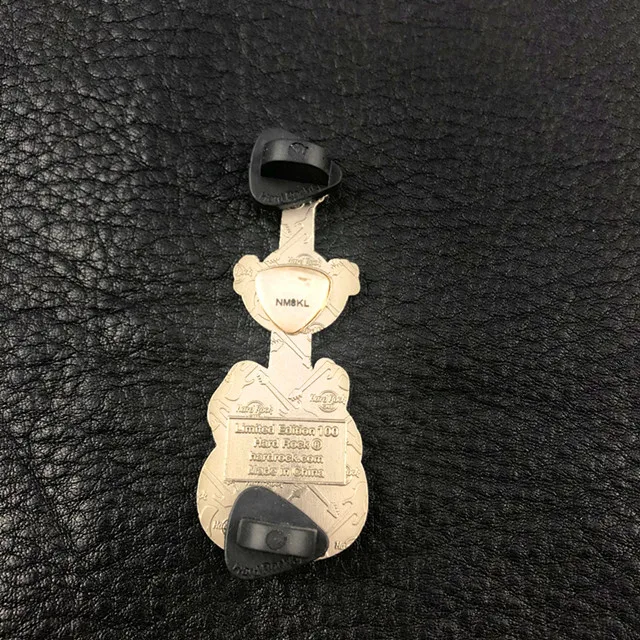 Custom Designer Marking Machine Guitar Metal Brooch And Lapel Pins Badge