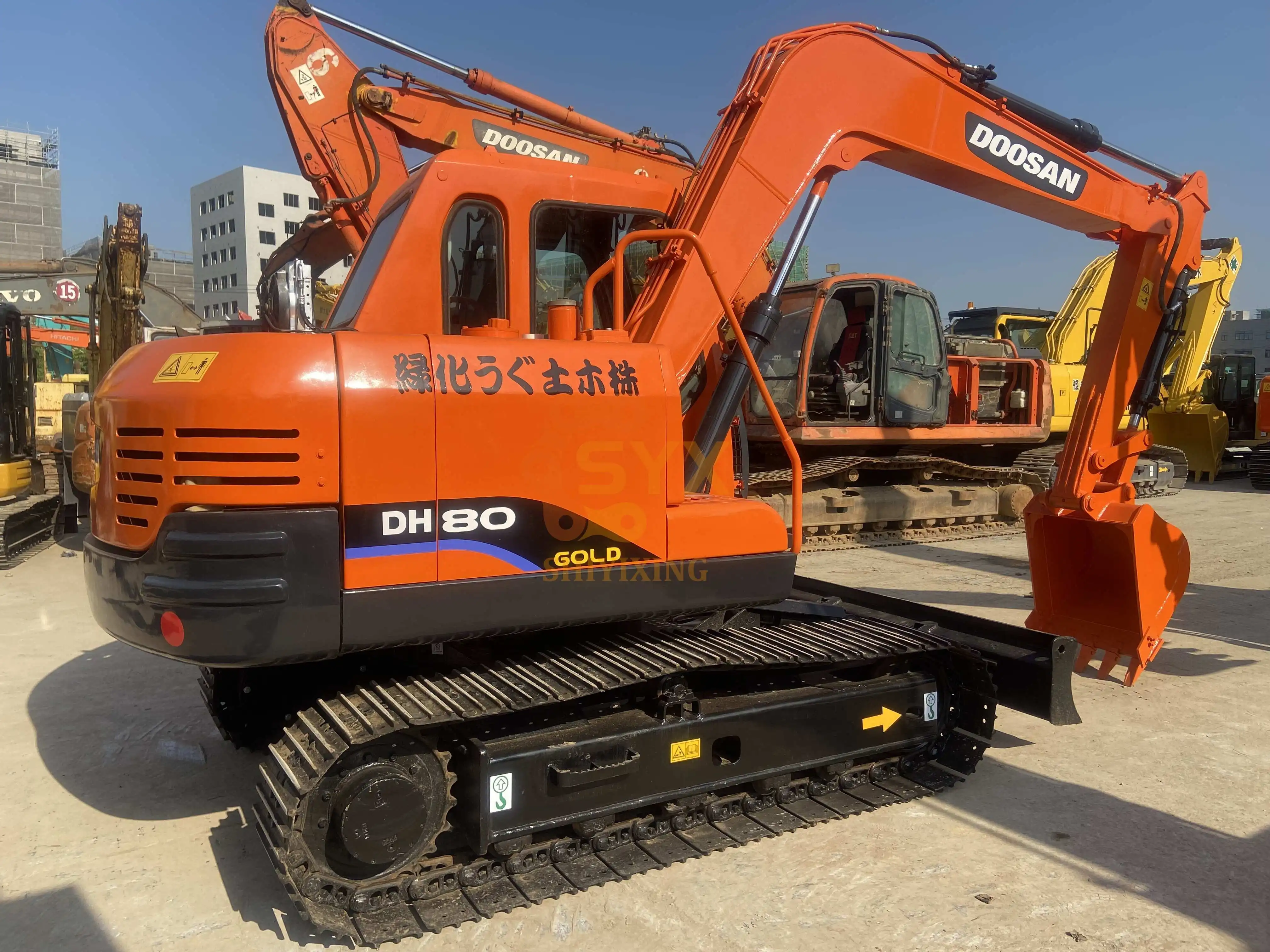 Высококачественная дорожная строительная техника doosan dh80 с низким рабочим временем и уровнем 4