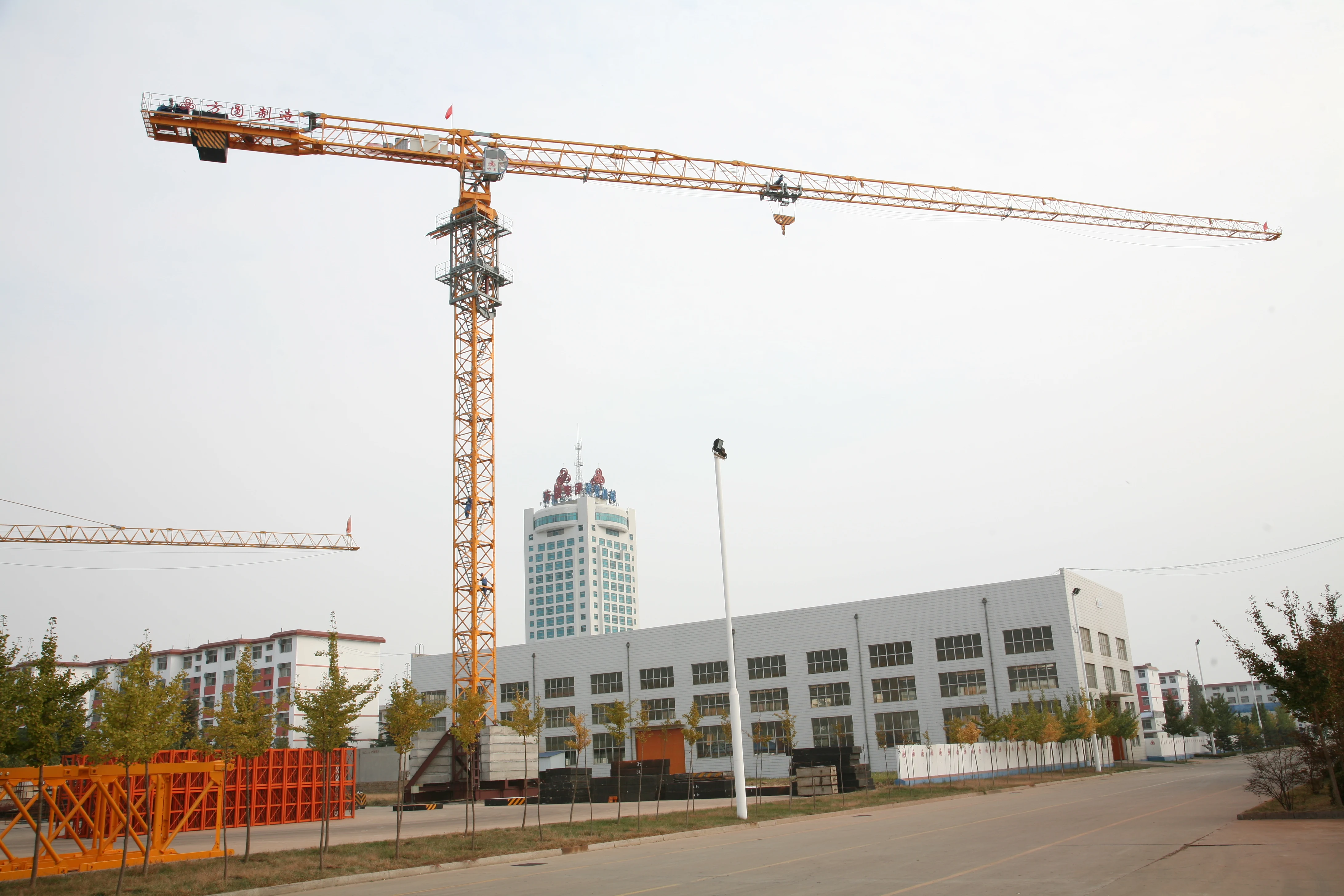 PT7528 New Tower Crane with Core Components Motor Bearing PLC Gear Engine Gearbox Pump