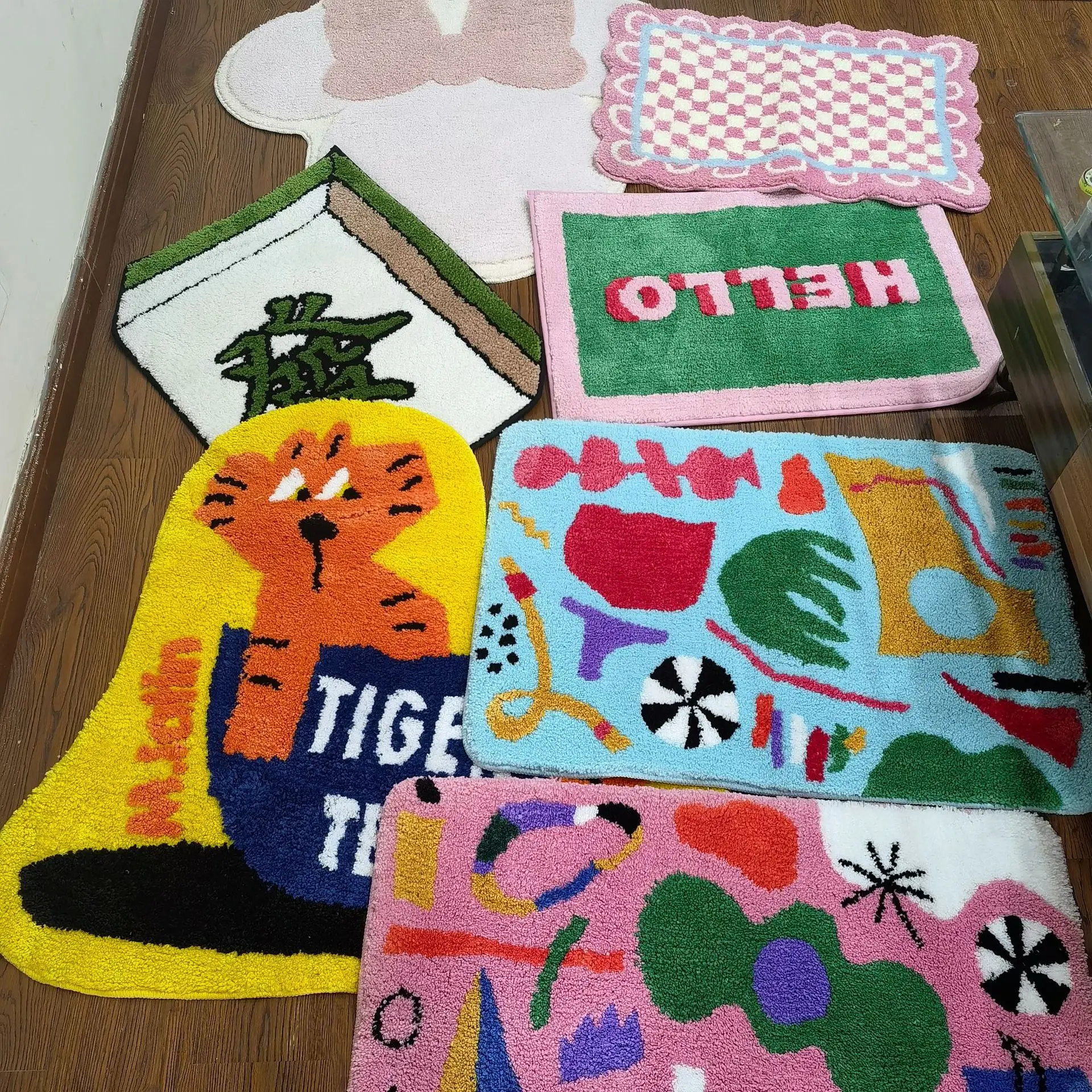 Wholesale Custom cute shaggy mat children home bedroom door mat  Funny Cute Bathroom Rugs