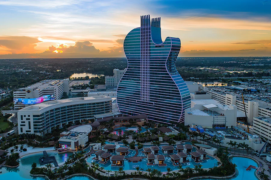 All Facade Curved Fluted Glass With Low E Double Glazed Windows