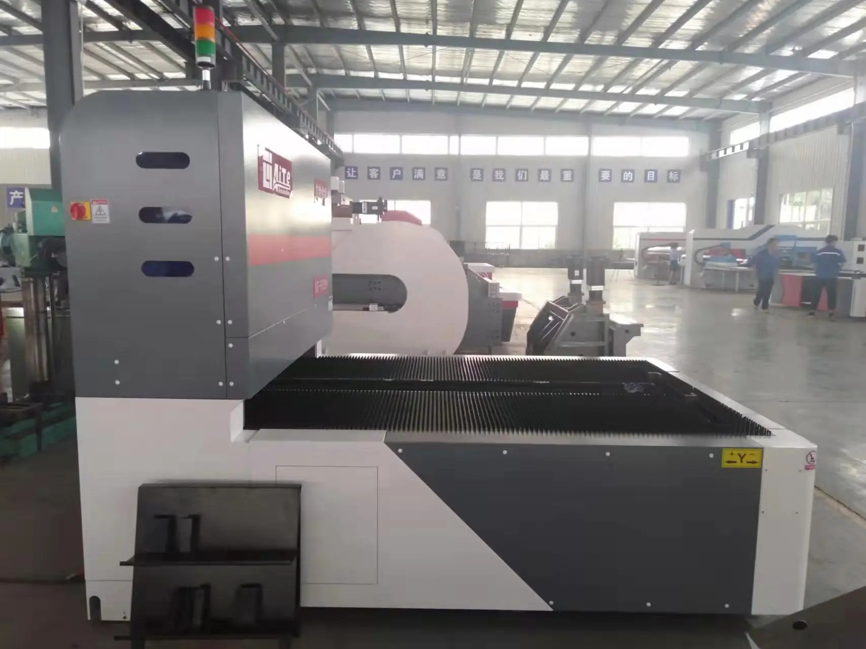 1200 mm  CNC sheet folding machine  for sheet metal bending