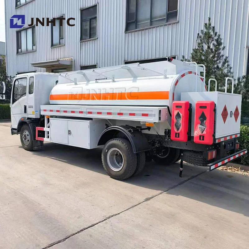 Лидер продаж автоцистерны Sinotruk HOWO 4x2 легкий масляный