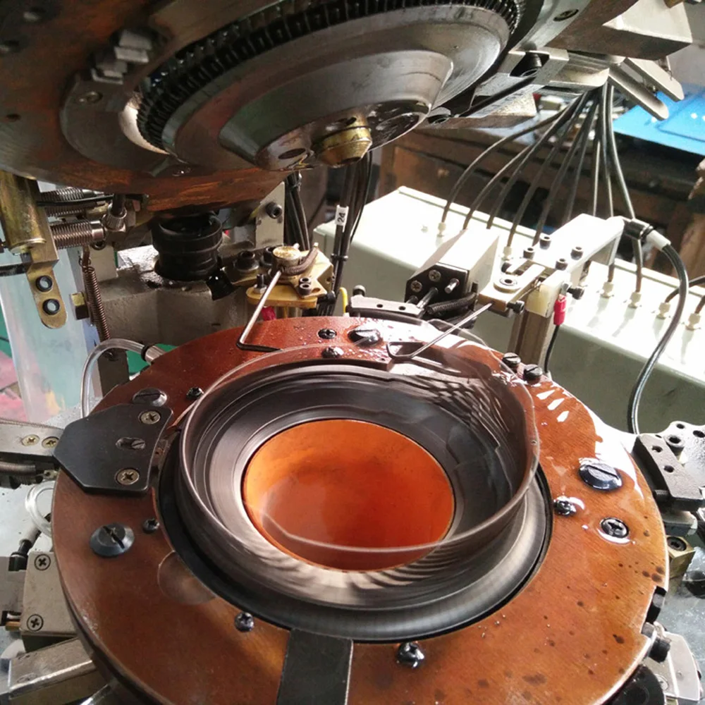 
4.5inches New fashion automatic computerized football socks knitting machine 