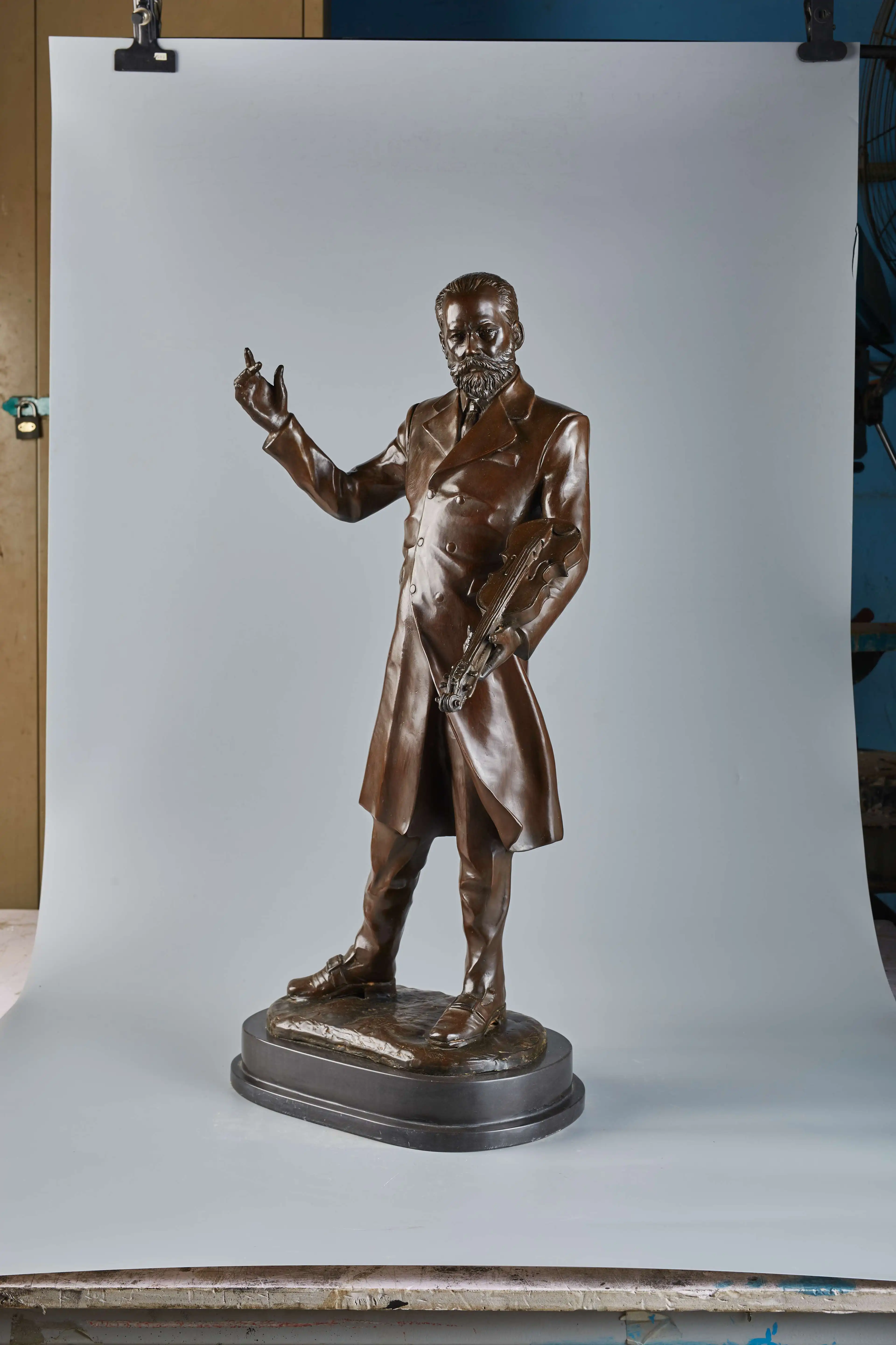 Popular Factory Supplied Bronze Art Violinist Man Johann Strauss Figurine Brass Cast Male Statue for Decoration