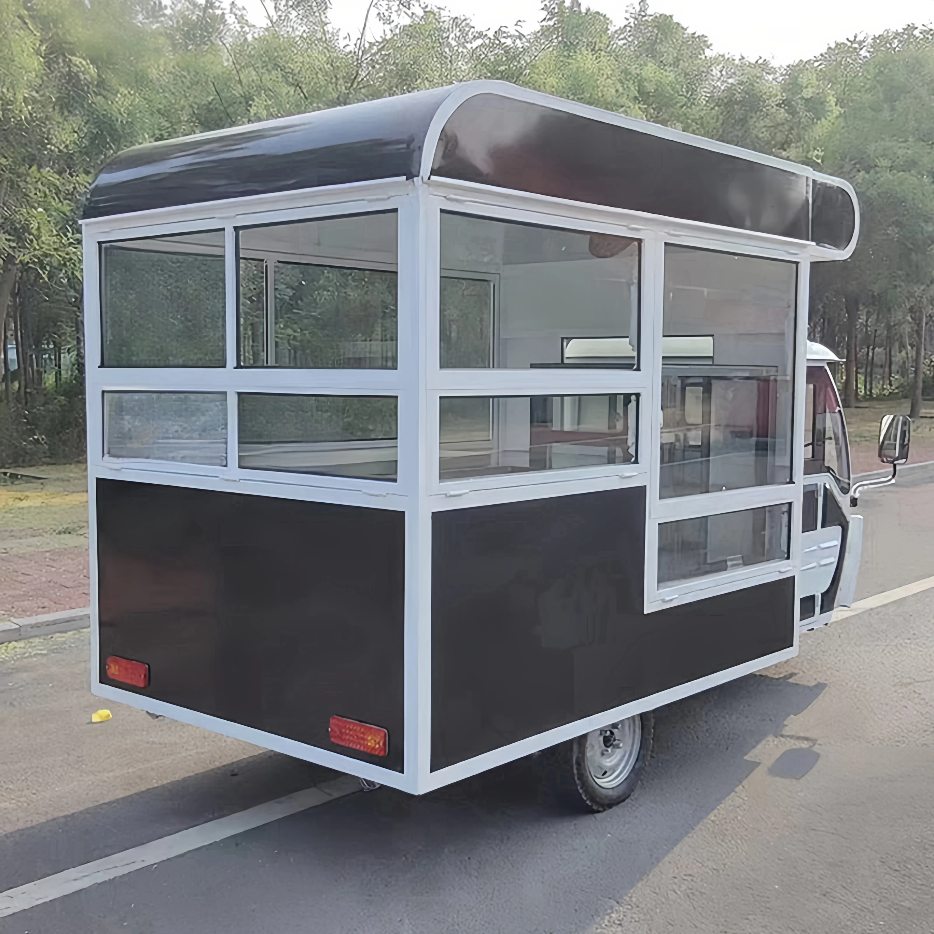 Hot Selling Fully Equipped Mobile Lce Cream Pizza Food Truck Electric Three-Wheel Outdoor Custom Food Trailer For Sale