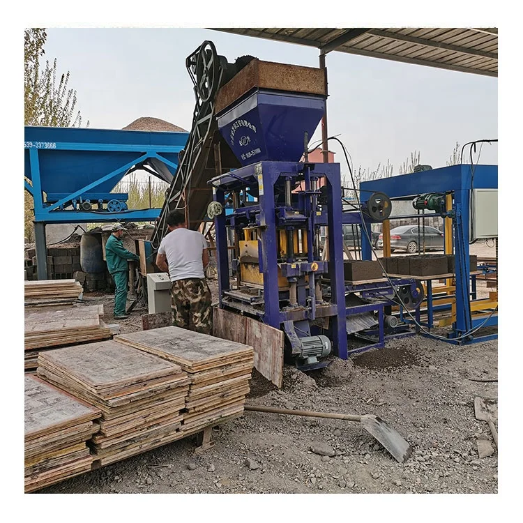 qt4-26 concrete block making machine price in india / color paver block machine/cement brick making machine price in india