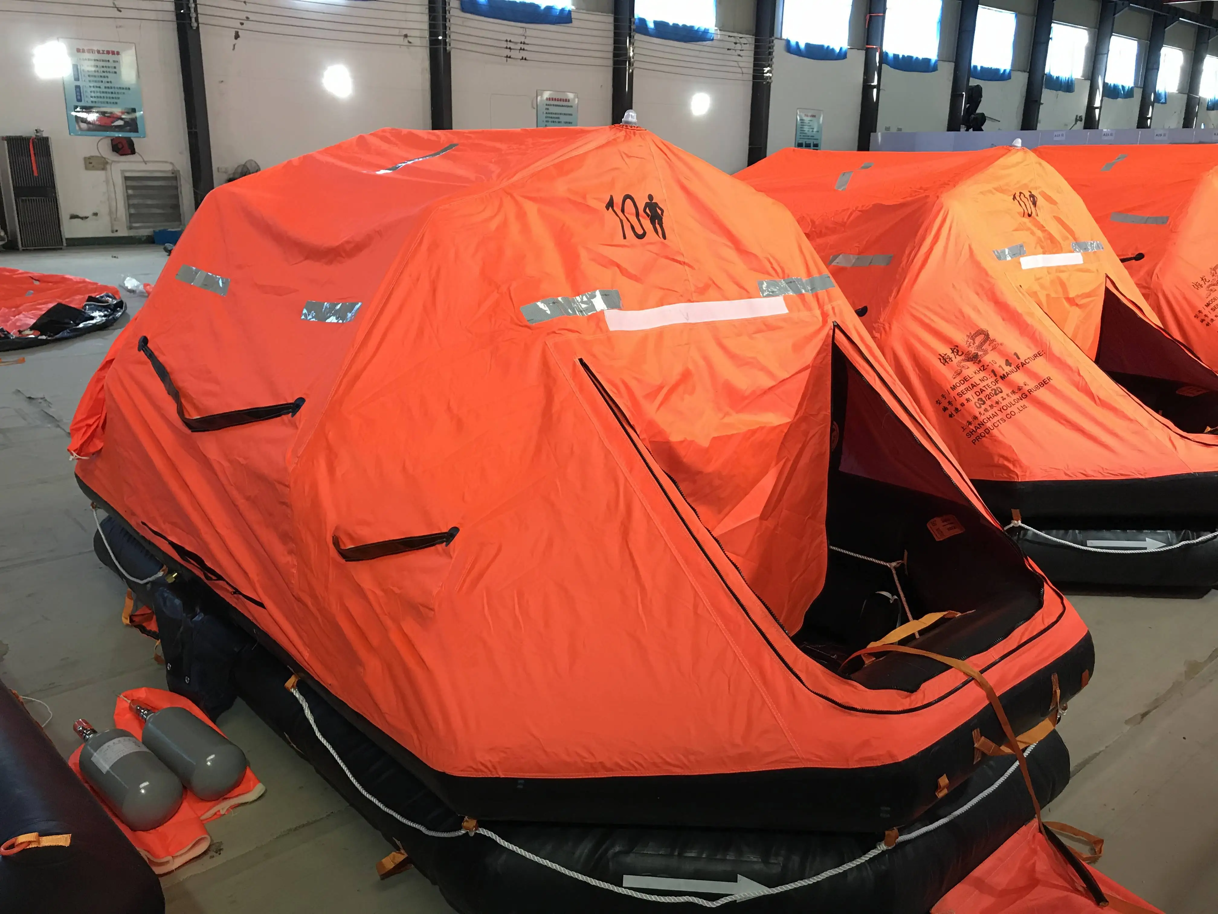 4 To 25 Passagers Self-Inflatable Life Raft For Marine Safety