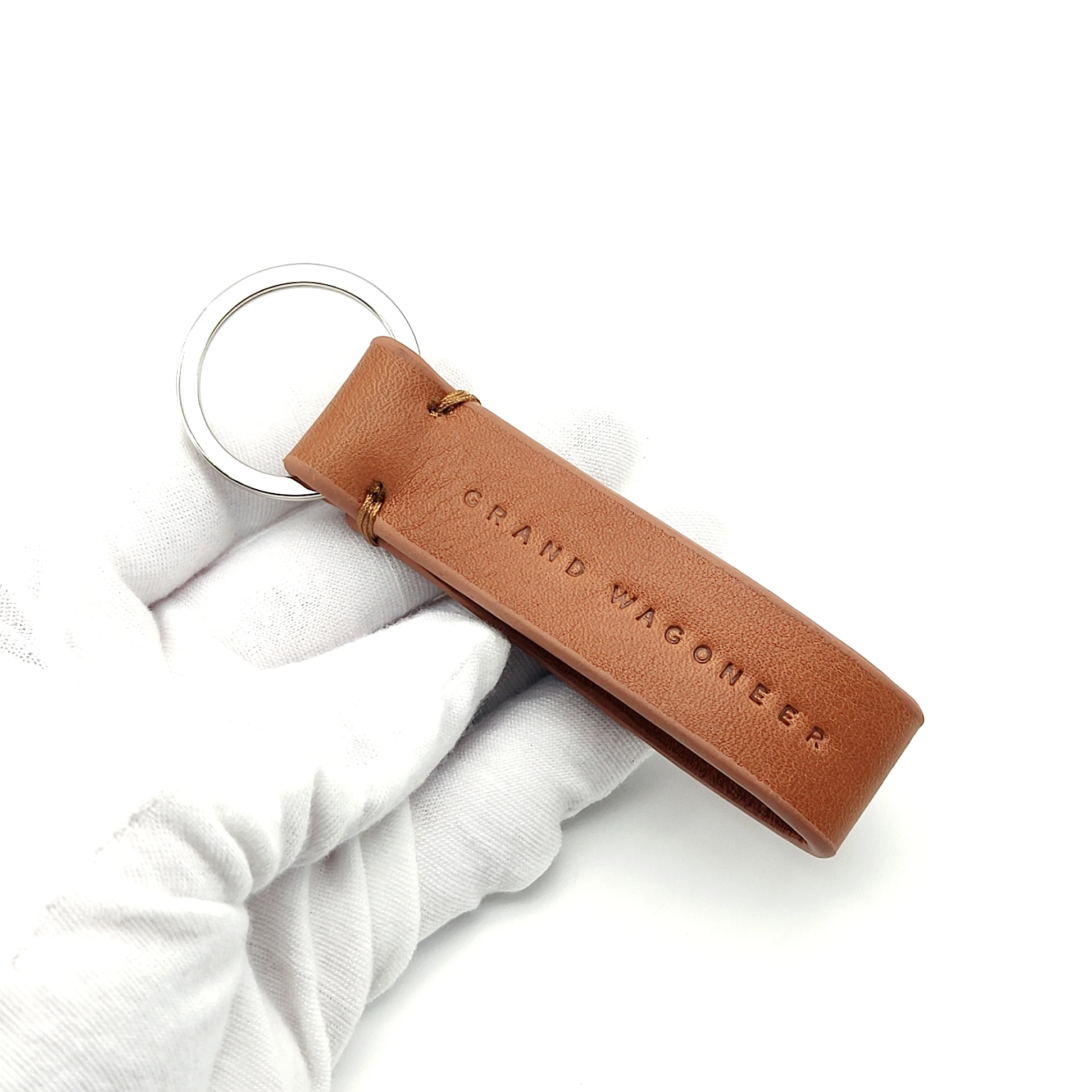 Custom High Quality Luxury Hot Sale Newest Metal Genuine Leather in Business Style Fashion Llavero Leather Keychain