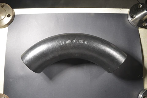 Factory Manufacturer ASME/ANSI B16.9 Sch80 Pipeline Connection Pneumatic Connector Tube Seamless Alloy Elbow Tee Pipe Fitting