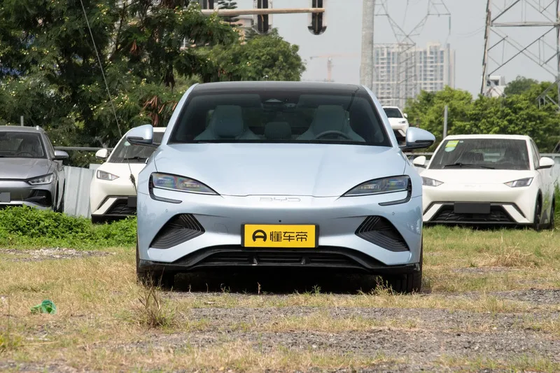 2024 надежное качество и хорошая цена электрический автомобиль BYD Seal 700 км Honor Edition Performance для продажи