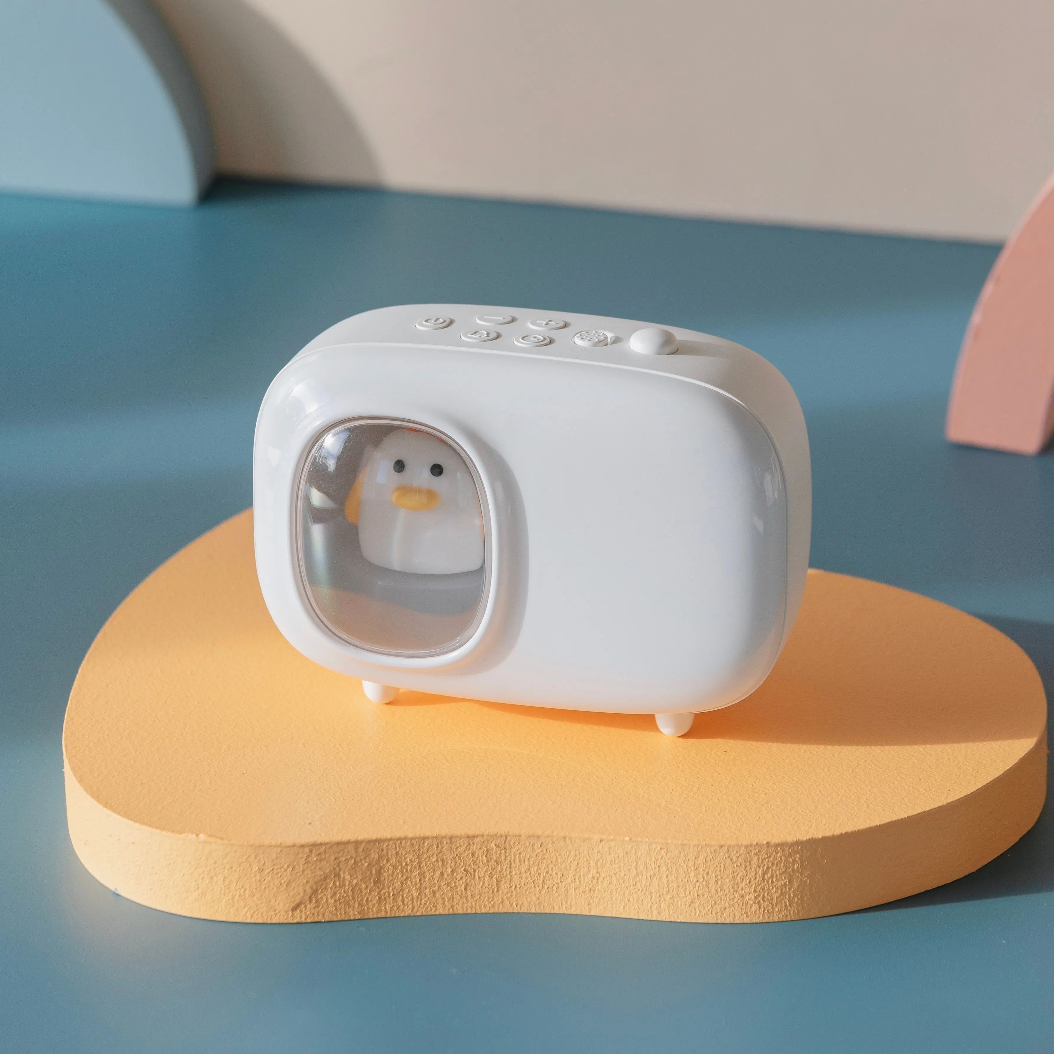 2021 new home bedroom children student charging alarm clock ringtone cute pet cabin night light alarm clock
