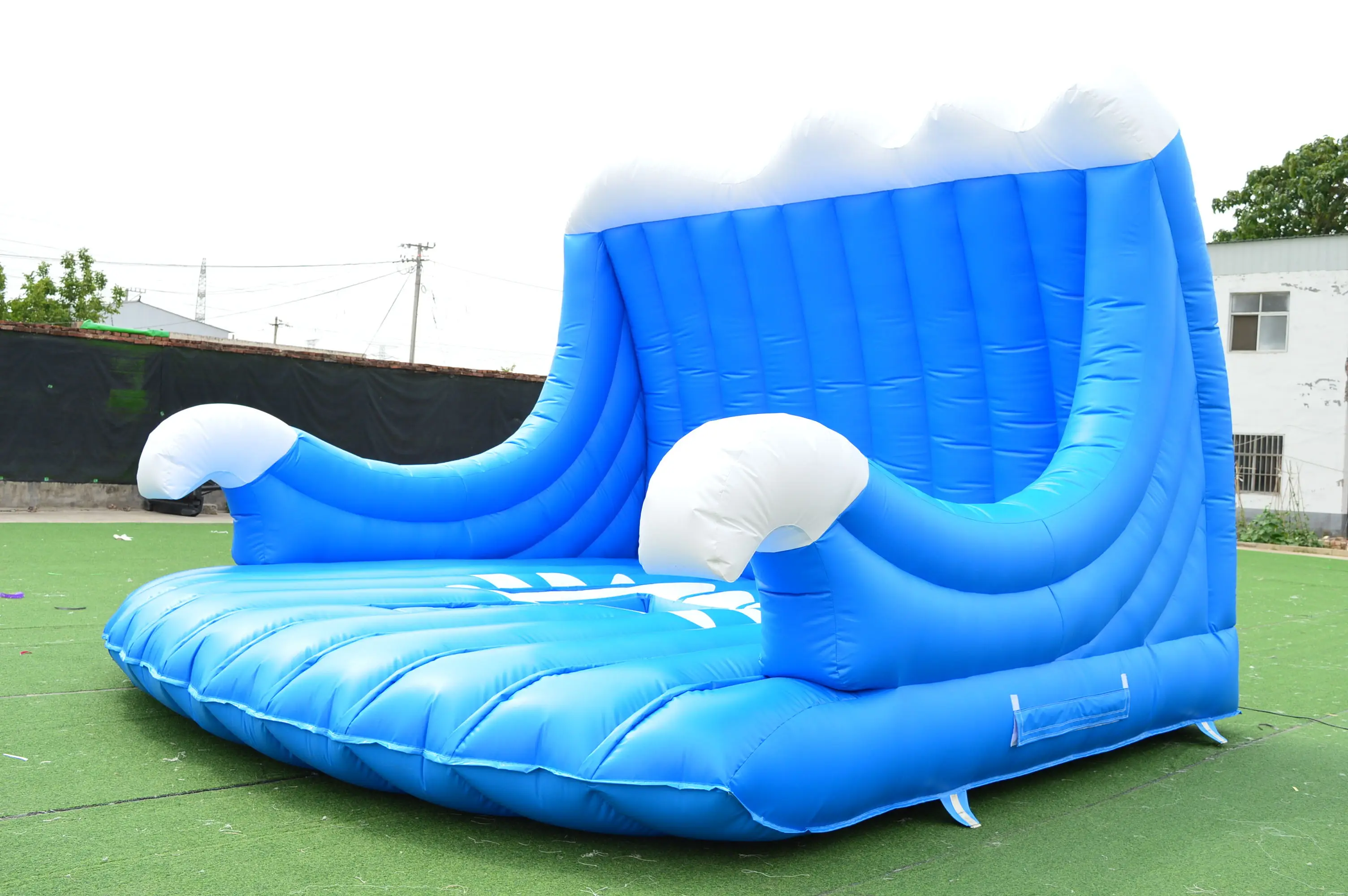 Attractive Sport Game Electric Mechanical Inflatable Rodeo Snowboard Pvc Pad Inflatable Surf Mat Inflatable Surf Simulator