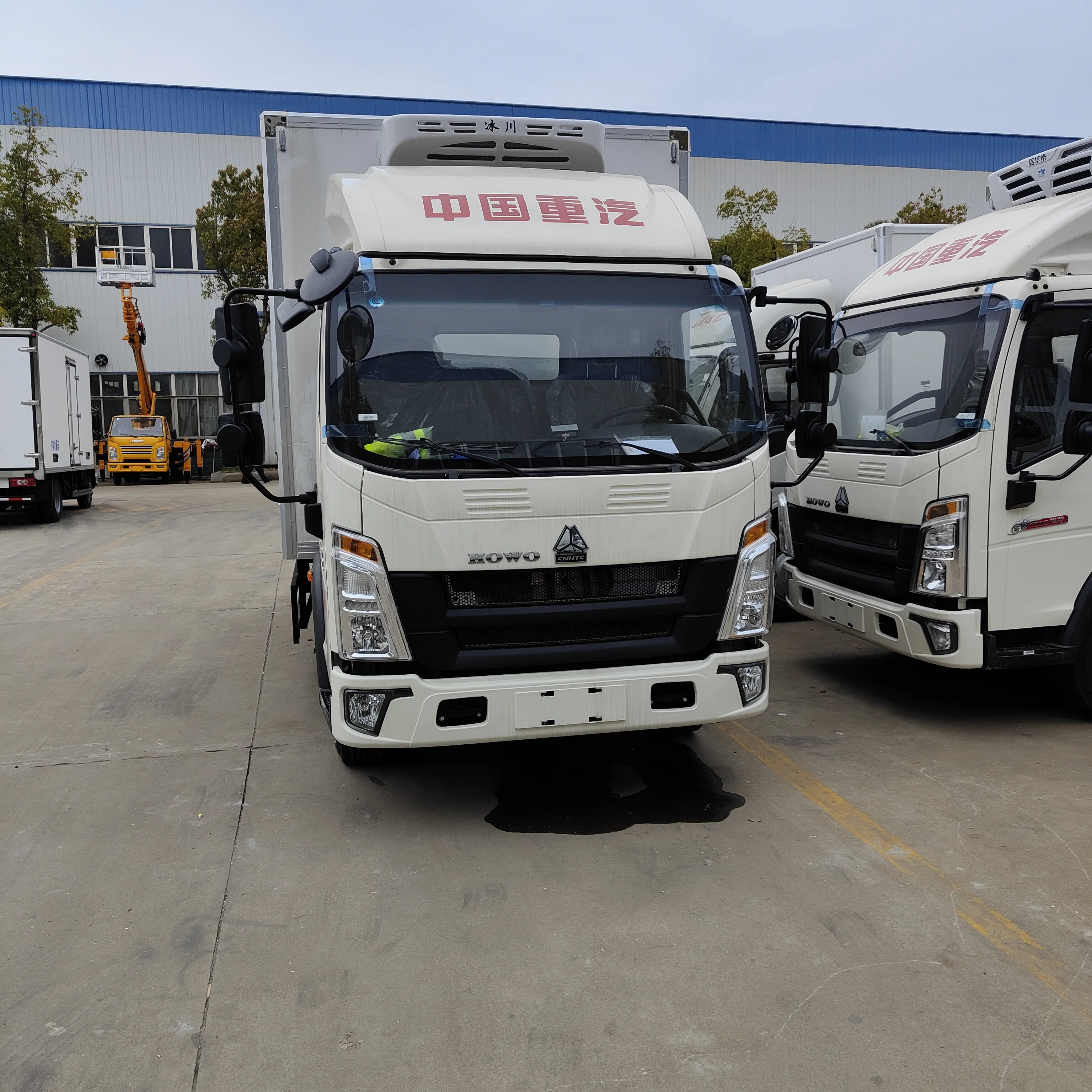 Грузовик-фургон Howo 4X2 8T для перевозки свежести фруктов и