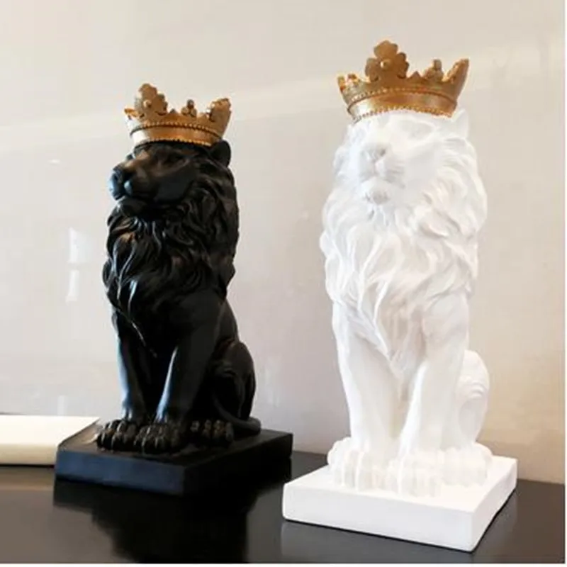 Wholesale Lion Crown Statue Lion Resin Ornament Resin Gold Crown Lion Statue