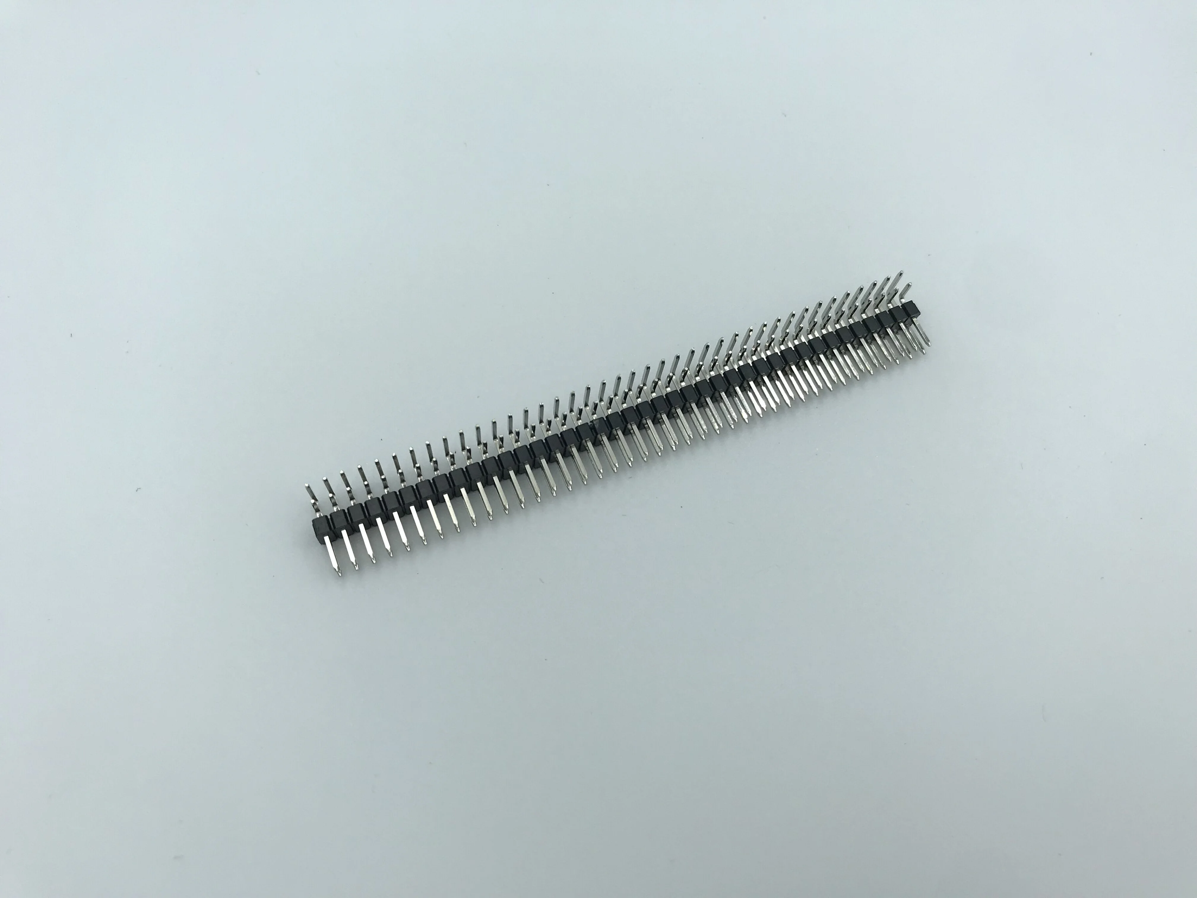 double row 2.54mm spacing 90 degree pin header 2*40 pin type