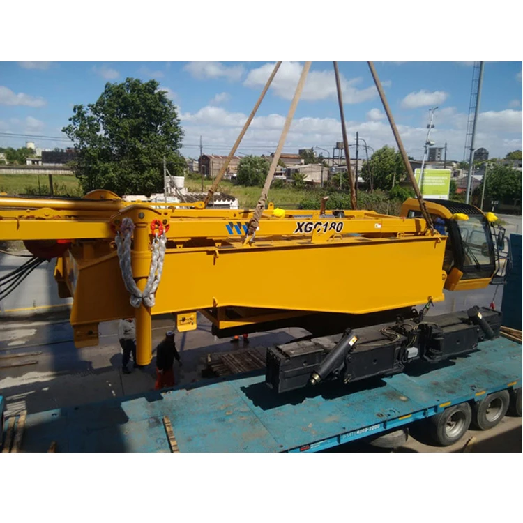 100 ton Large Lifting Capacity XGC100A Crawler Crane in Stock