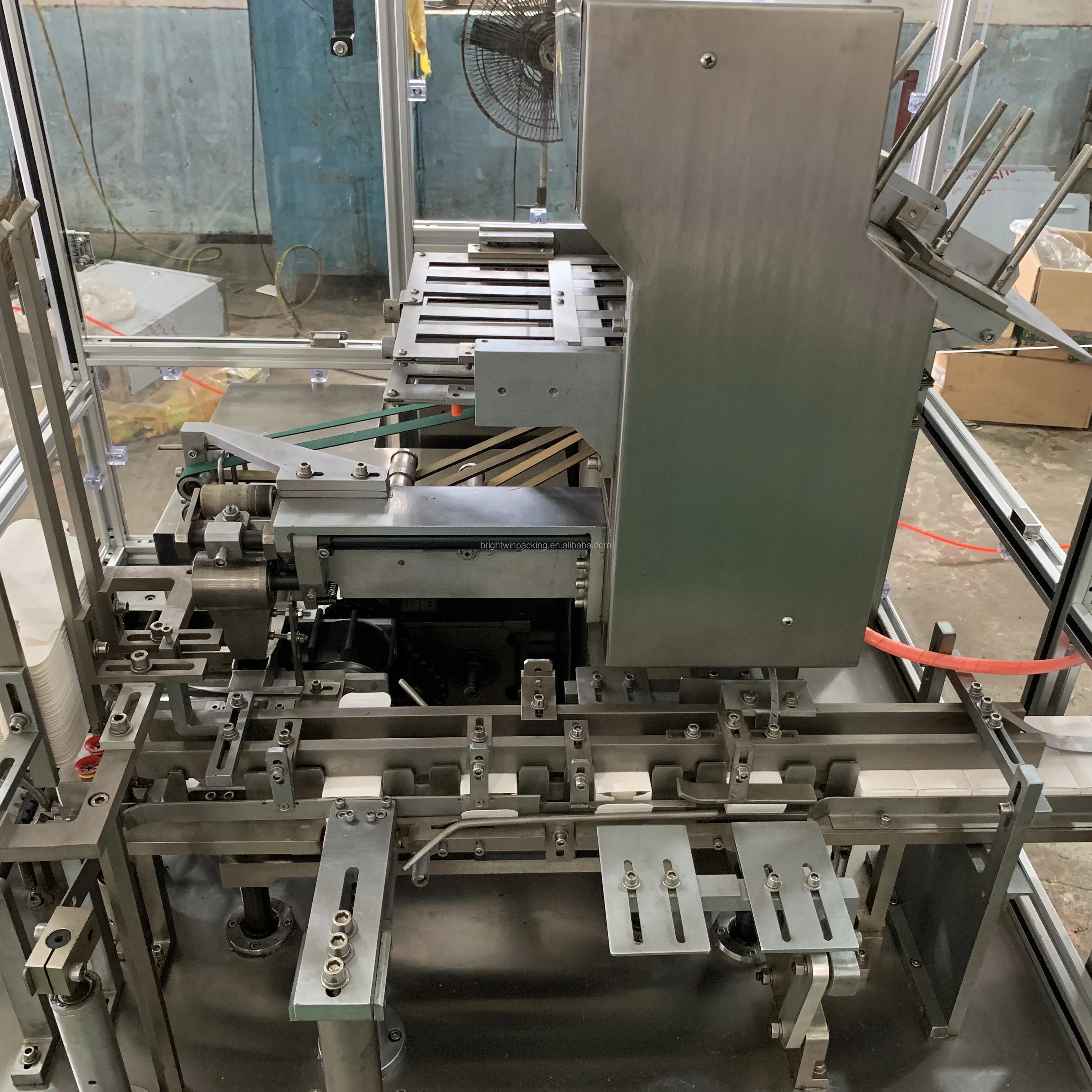 BRIGHTWIN Shanghai promotional price Automatic cosmetic carton packing machine with CE ISO9001