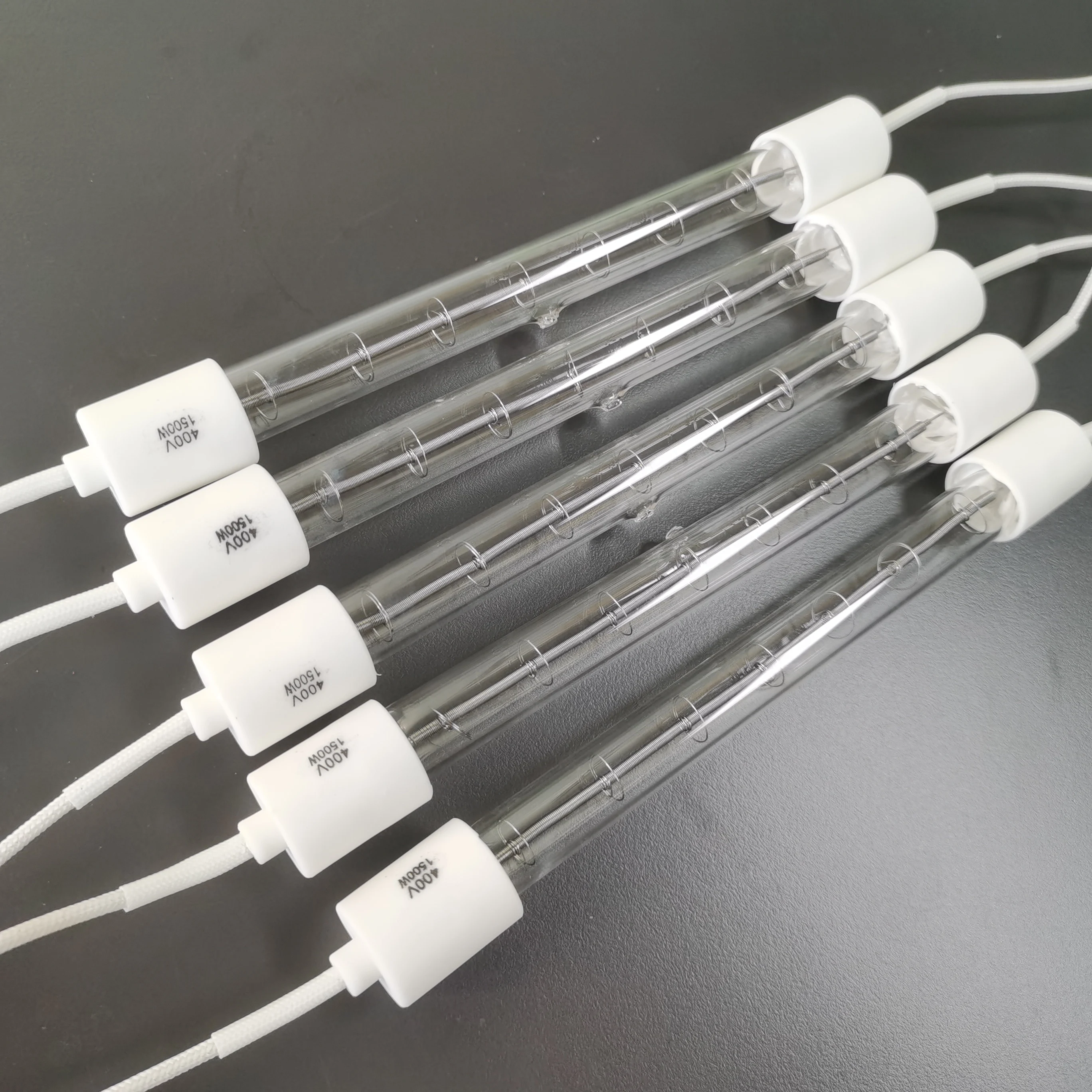 China Quartz Tube Manufacturer Transparent 1500W 400V Temperature Rezistent Tubes Clear Quartz Pipe Quartz Tube Electric Heater