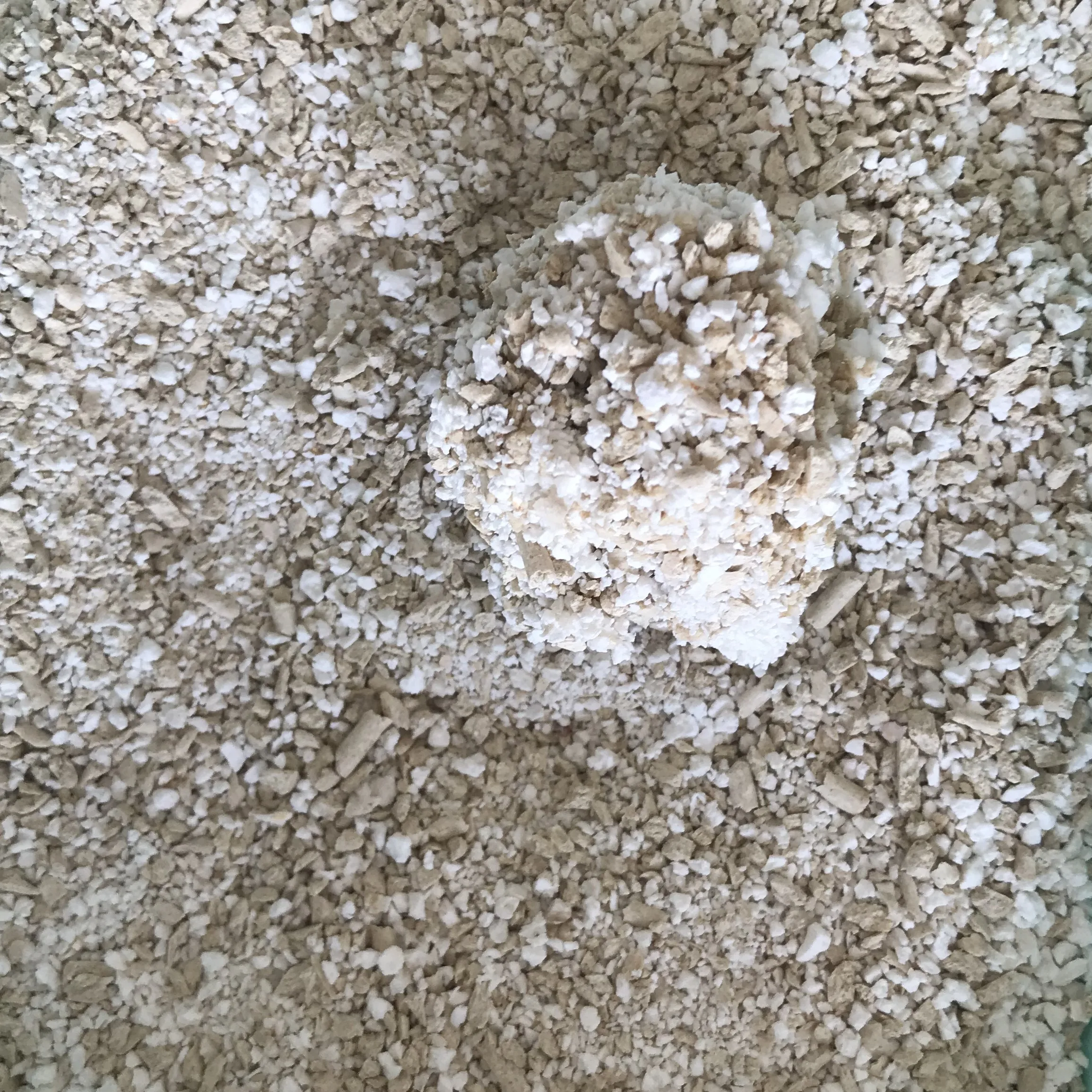 Broken tofu cassava mix cat litter natural cat litter