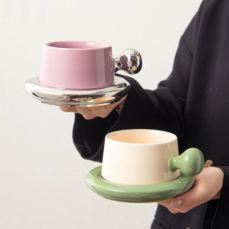 Europe 250ml small ball cute handle coffee mugs ceramic cup saucer set suit contrast color water milk tea cup with tray plate