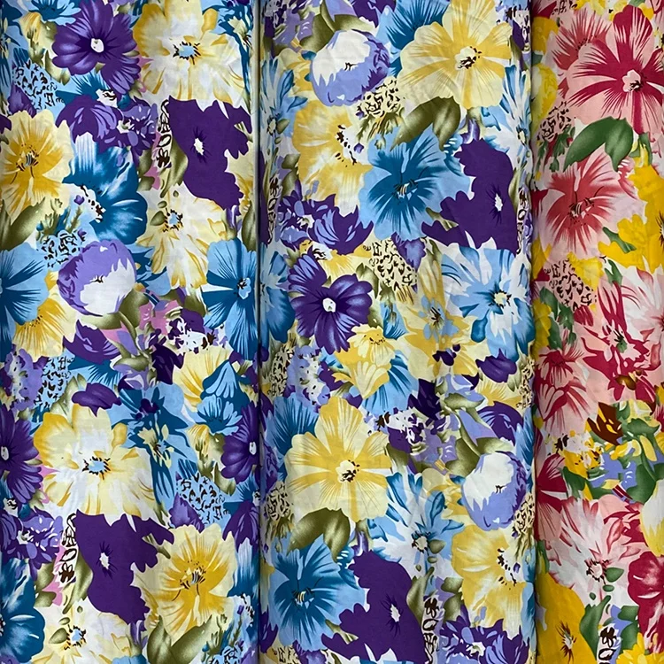 Guangzhou Factory Hot Sale Shirting Flower Print Viscose Rayon Stock Printed Fabric