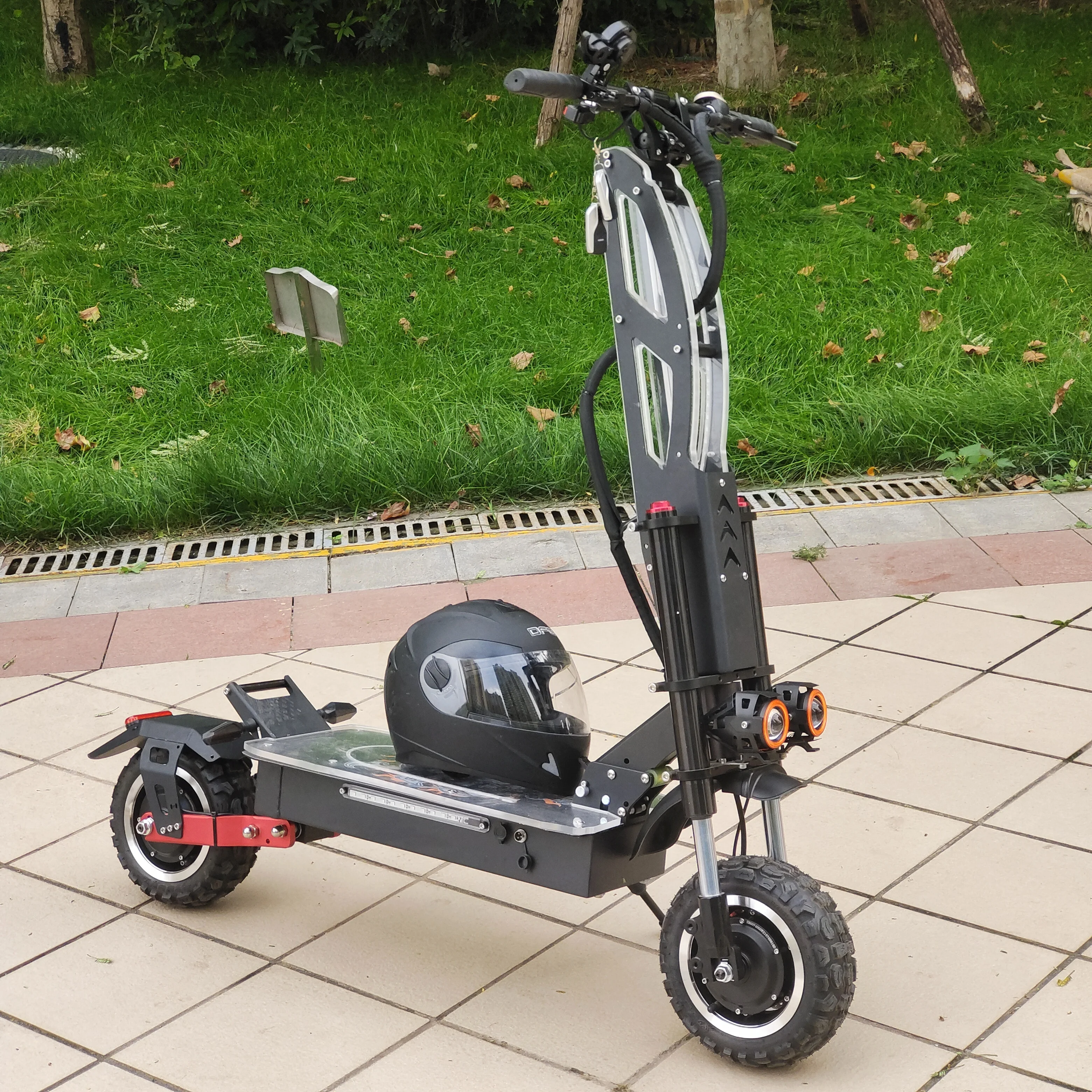 2020 new arrival 60V 8000W long range e scooter electric scooter 8000w fat wheel