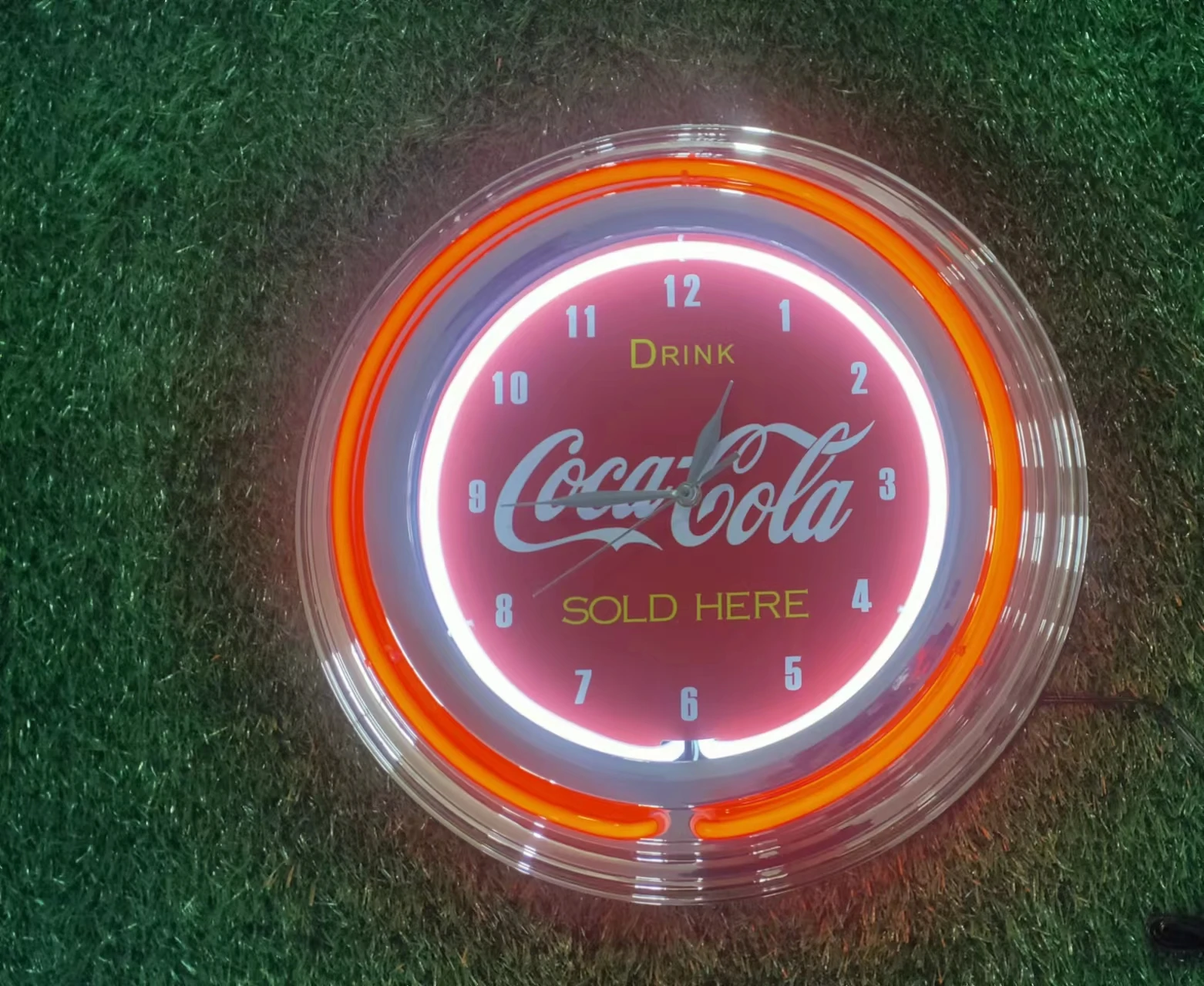 From China New Products Led 15 Inch Round Wall Neon Light Wall Clock