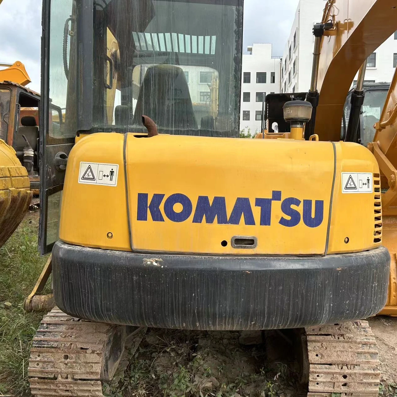 original komatsu pc56 excavator with low working hours and perfect working performance used pc56 excavator for sale