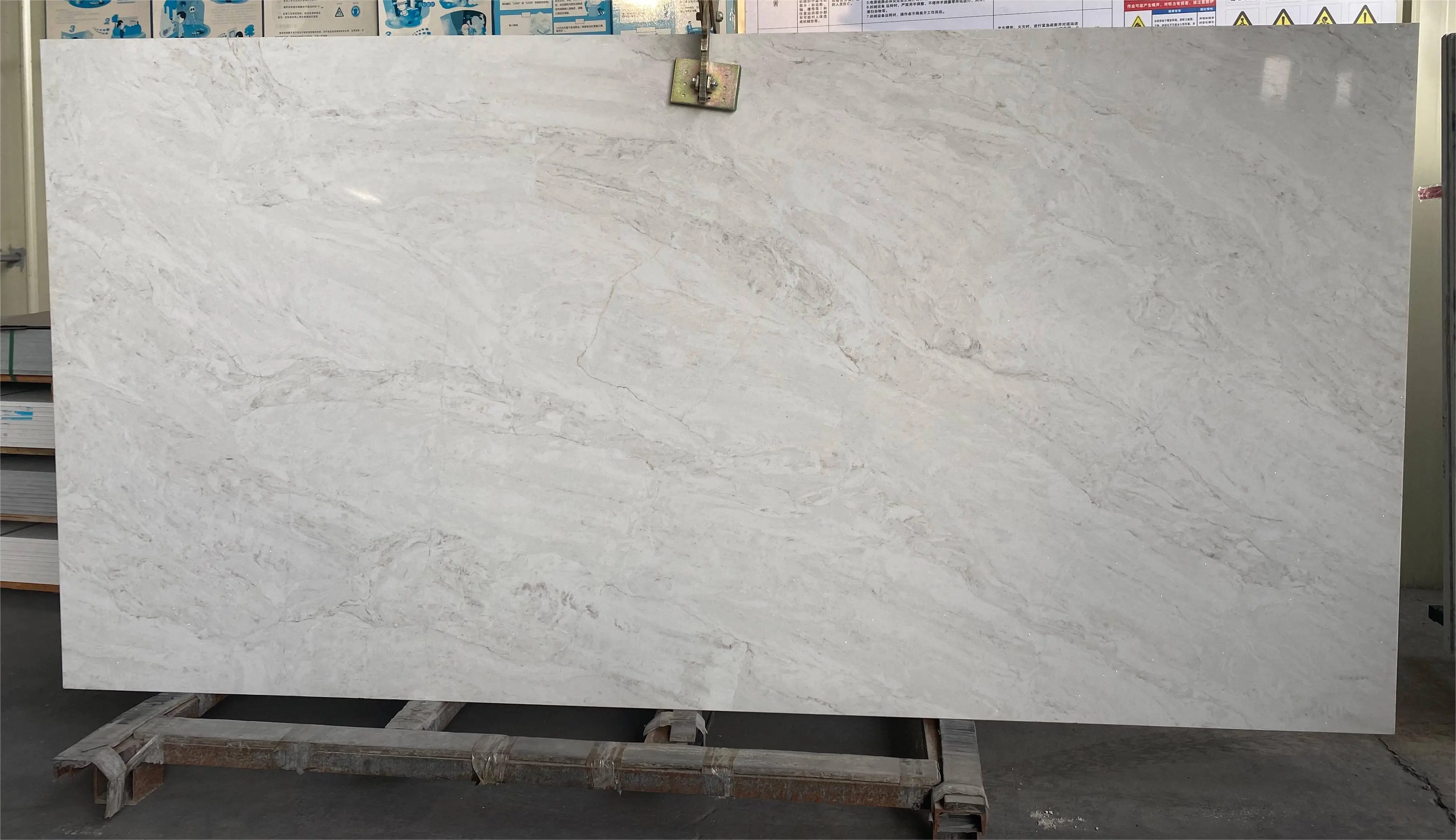Artificial Stone Slab 18 20 30mm White Calacatta Engineered Stone Polished Kitchen Vanity Countertops