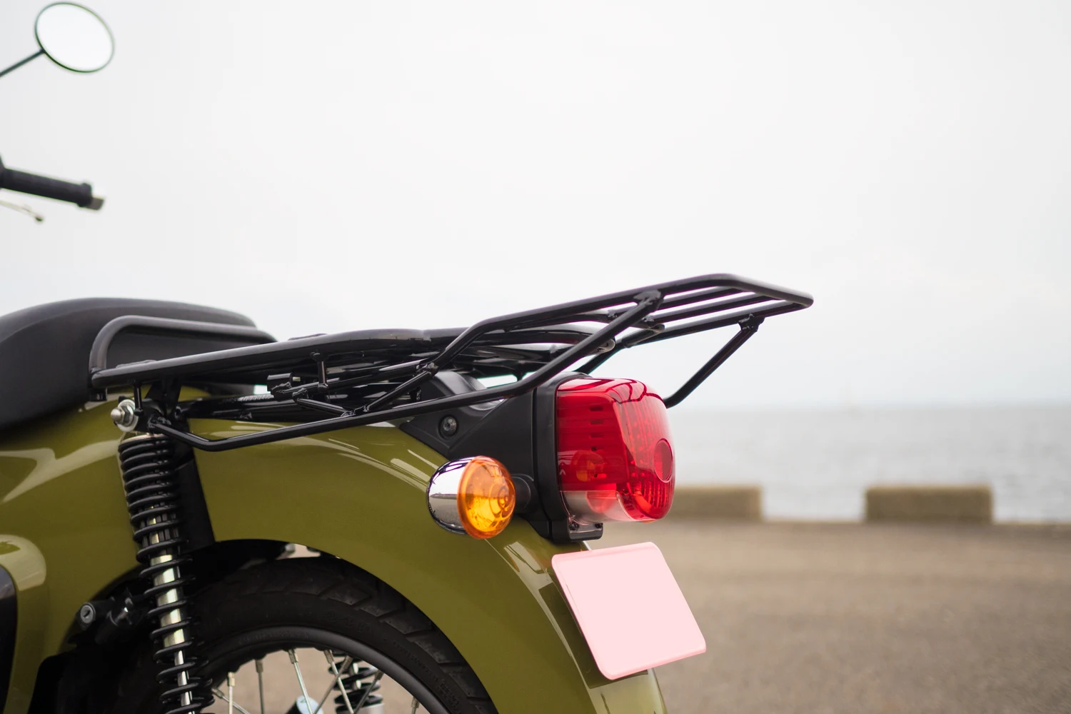 
High quality wholesale spare parts bike rear carrier made in Japan 