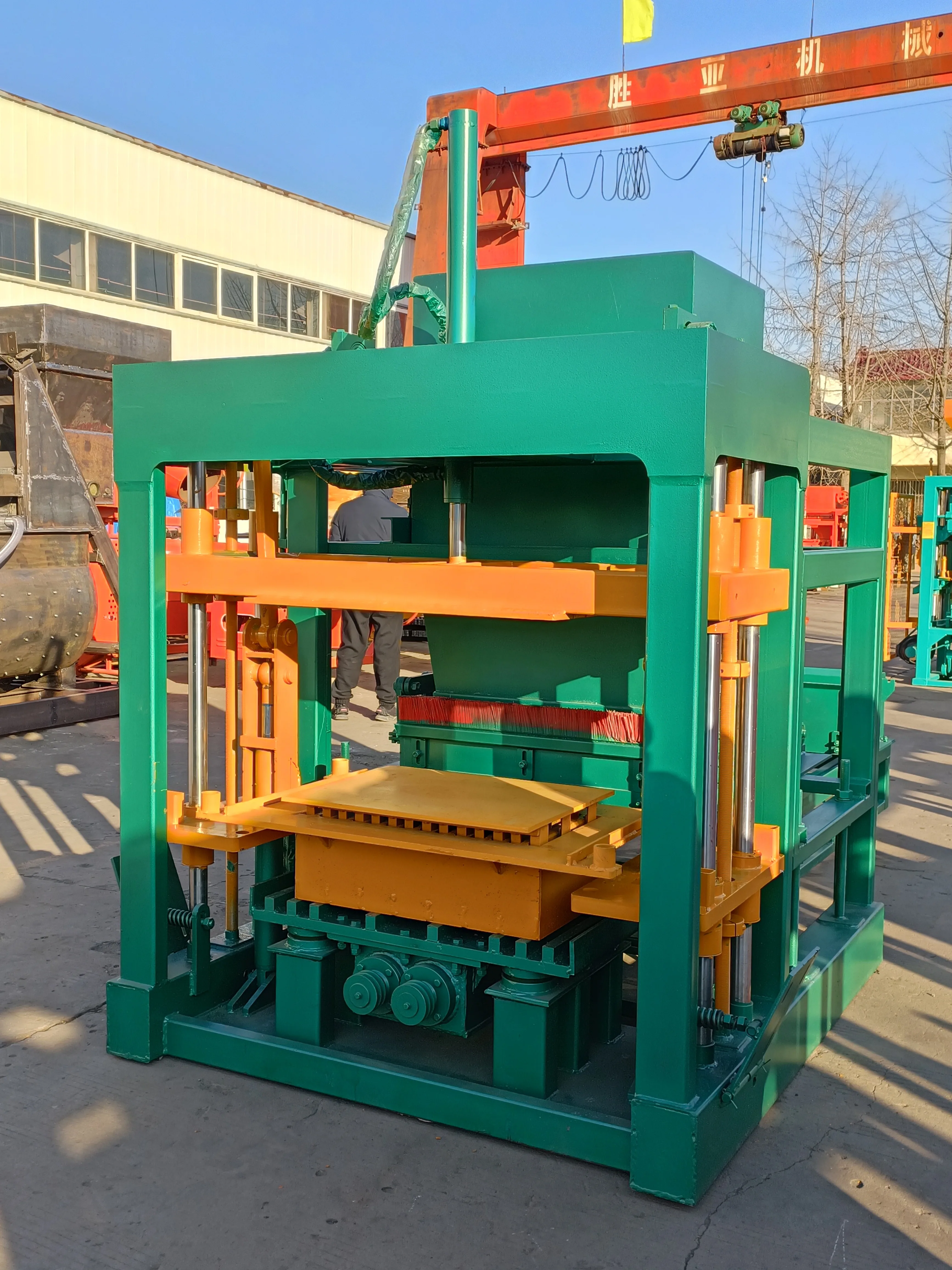 QT4-20 hydraulic brick making machine automatic concrete brick making machinery for sale