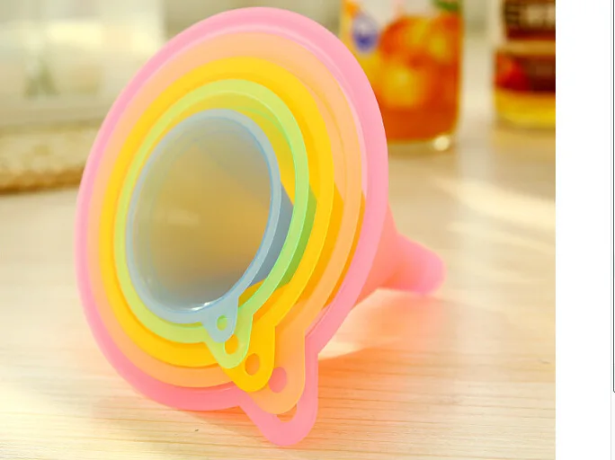 5pcs In One Set Kitchen Gadgets Tools Filter Plastic Dispenser Utensils Oil Funnel For Home Kitchen