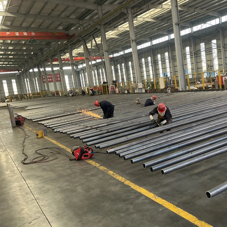 China Factory Wholesale Hot Dip Galvanized Circular Solar monitoring pole CCTV Camera Pole With Solar Panel