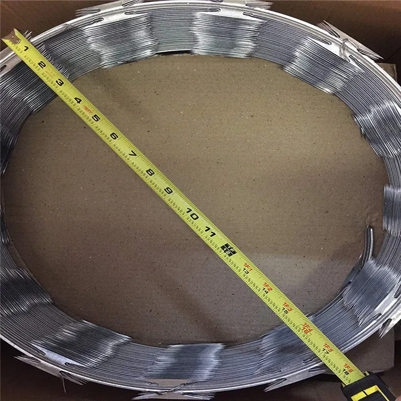 epoxy coating/pvc coated mobile barrier razor wire