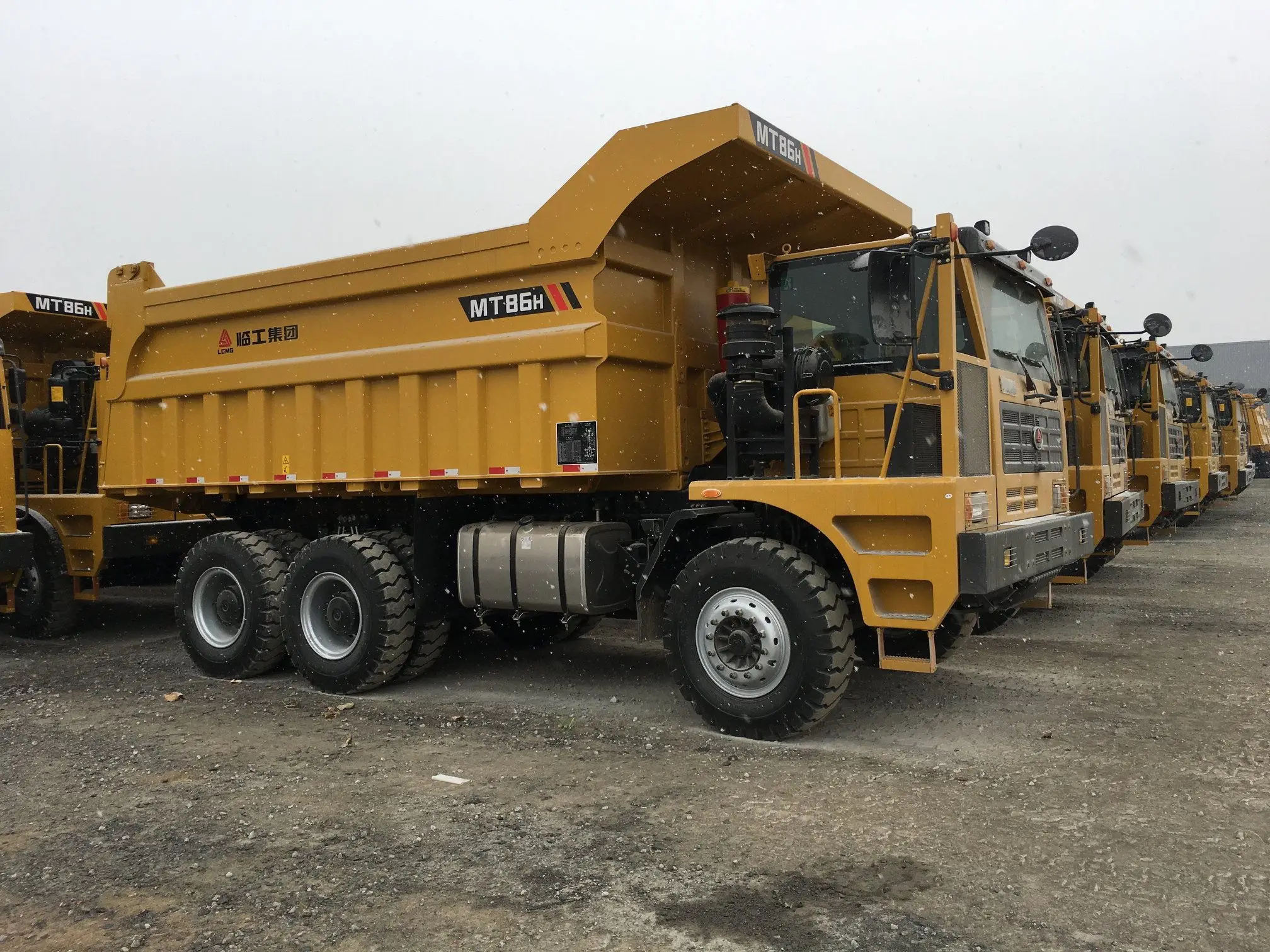 LGMG MT95H 26000kg High Quality 6*4 Giant Mining Dump Truck
