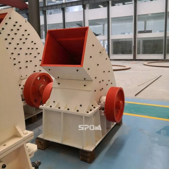 2024 Hot Selling Mobile Hammer Crusher Gold Mining Diesel Hammer Crusher with Conveyor and Feeder