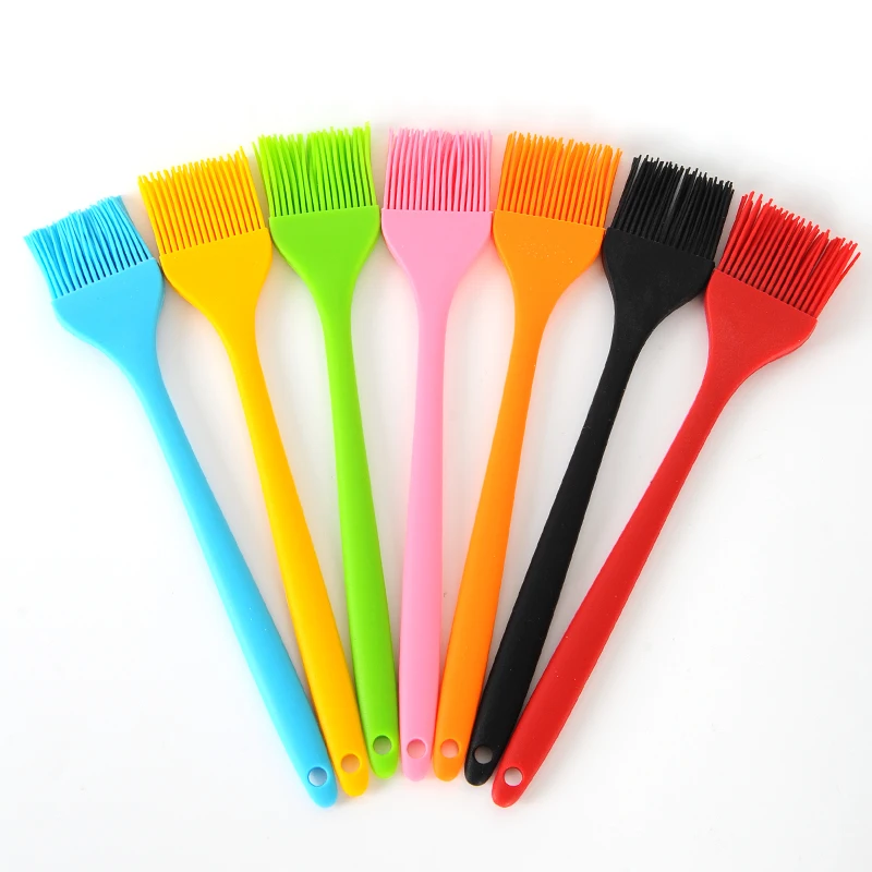 Food Grade Silicone Basting Brush Heat Resistant Pastry BBQ Grill Brush with Sticks Kitchen Cleaning Accessory for Home Use