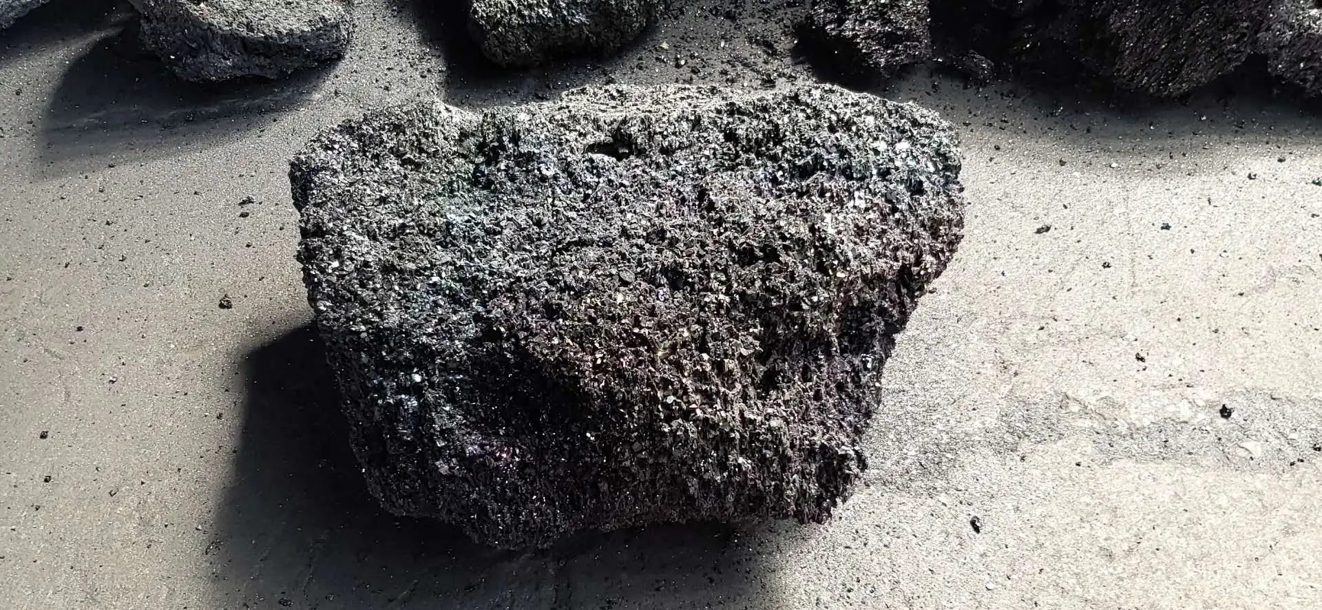 Attractive Price New Type Price Product Silicon Carbide Manufacturer