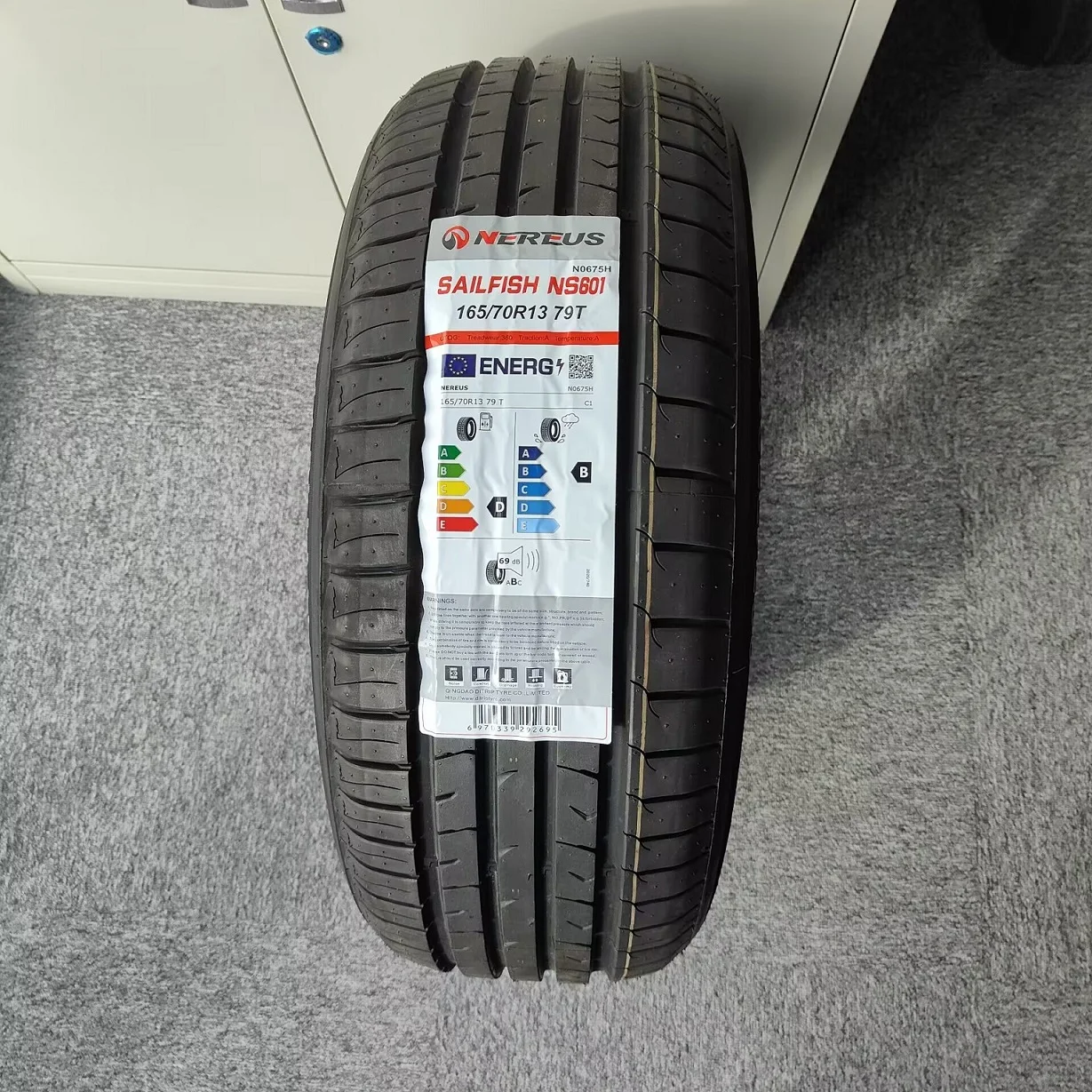Wholesale PCR tyres 175/65R14 185-55-15 195-55-15 185/65R14 runflat tyres195/70R14 185/65R15 195/65R15 passenger car tires