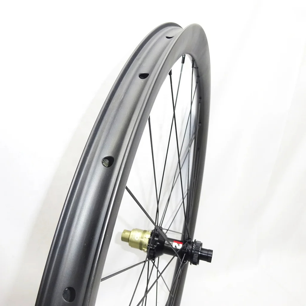 7-Tiger 35mm Customized Gravel Bike Cyclocross Cycle Carbon Wheels Disc Brake Center Lock Type Tubeless Tire