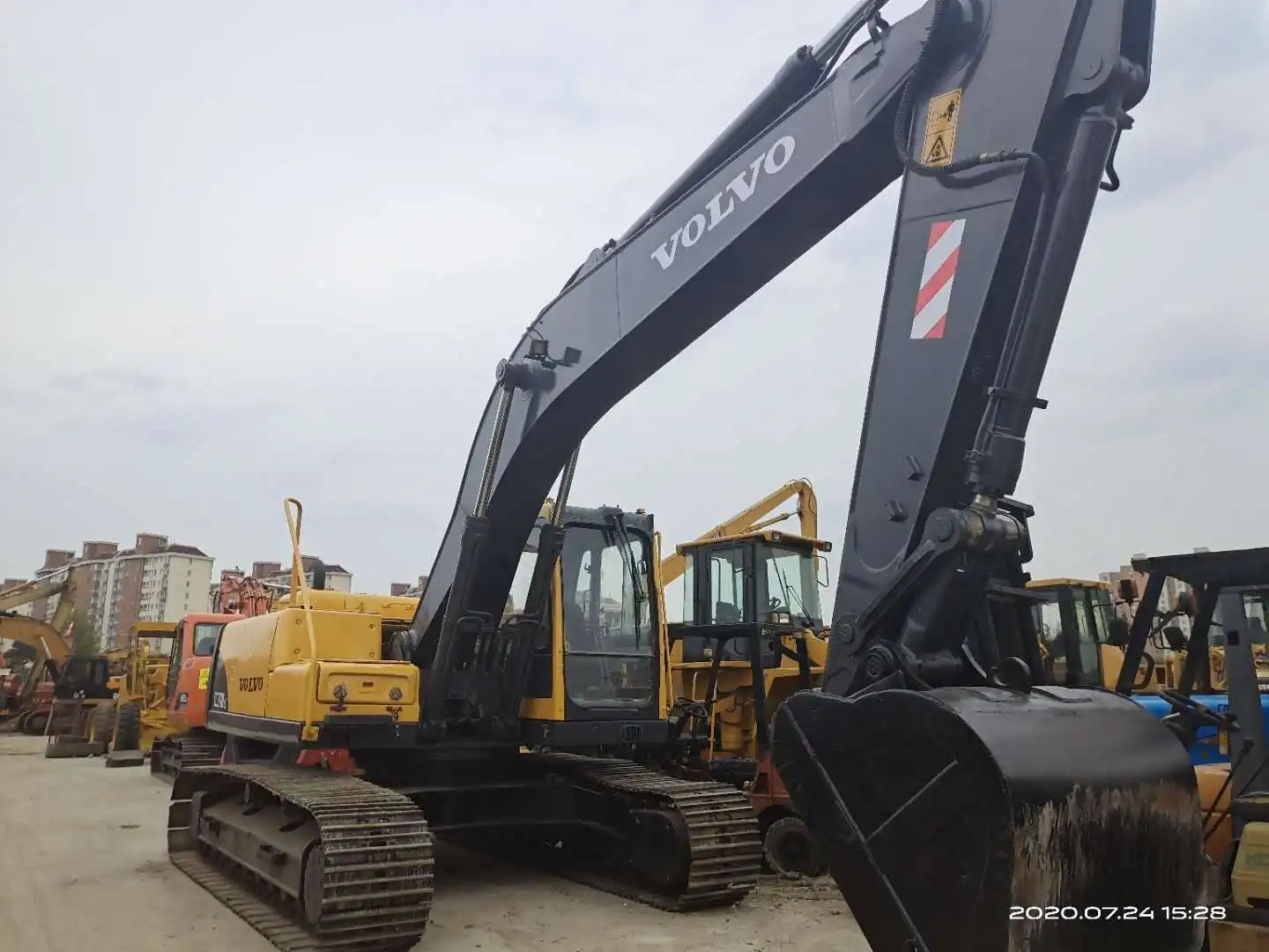 Used Volvo EC 210B excavators, also have volvo ec240blc/140blc for hot sale in shanghai with high quality