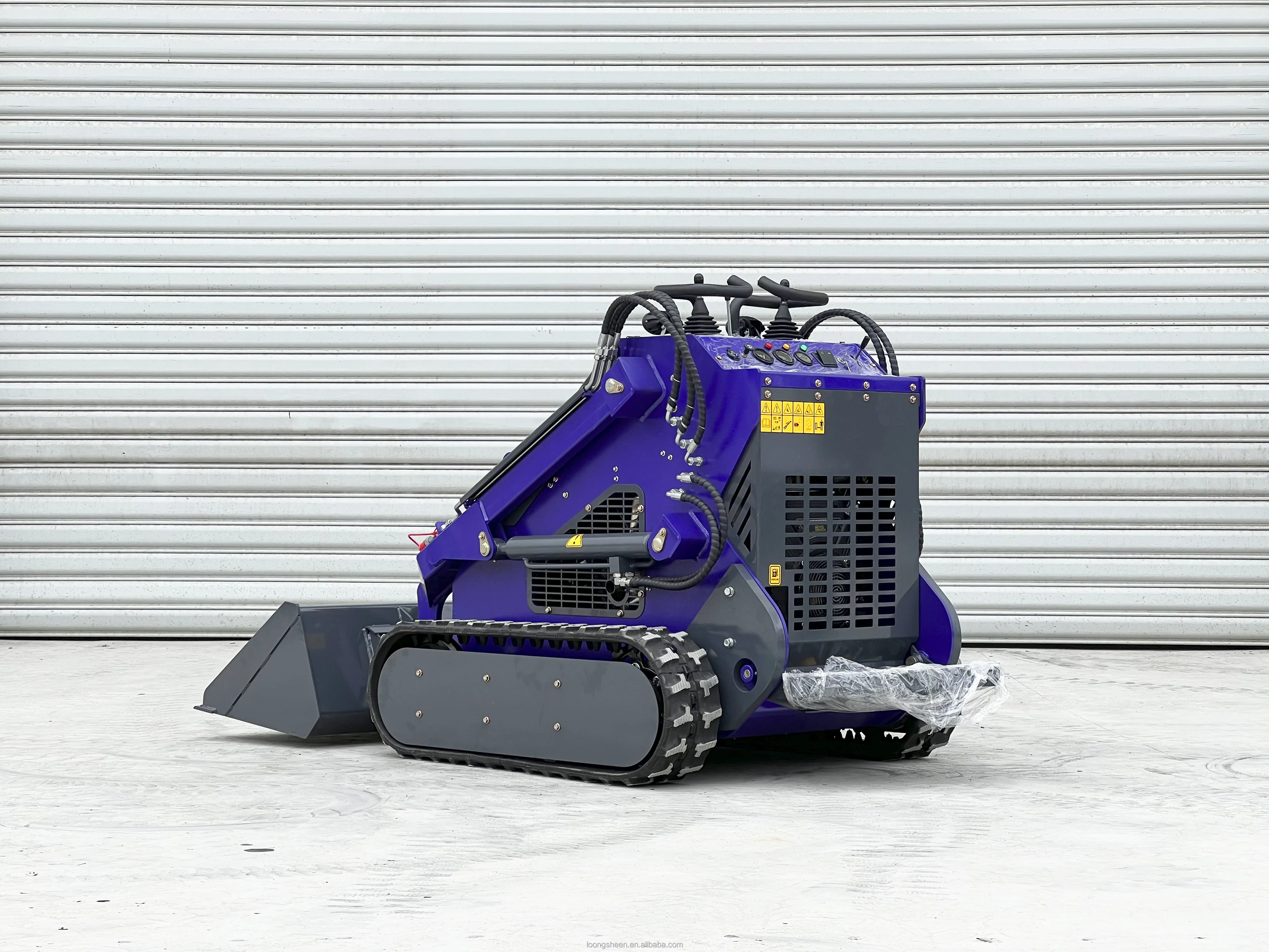 cheap sale CE/epa engine mini skid steer New condition rubber track type  front end skid loader 25hp mini skis steer loaders