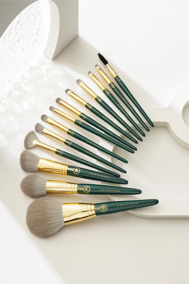 ROWNYEON Brush Make Set Luxury Makeup Brush Set Kit Wholesale Wood Handle Private Label Foundation Cosmetic Makeup Brushes