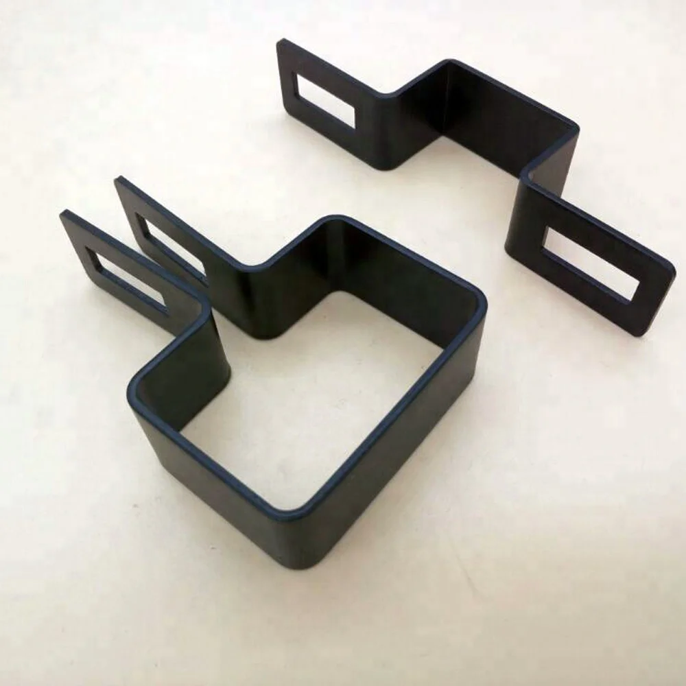 Гибкий U-образный зажимной кронштейн для соединения листового металла