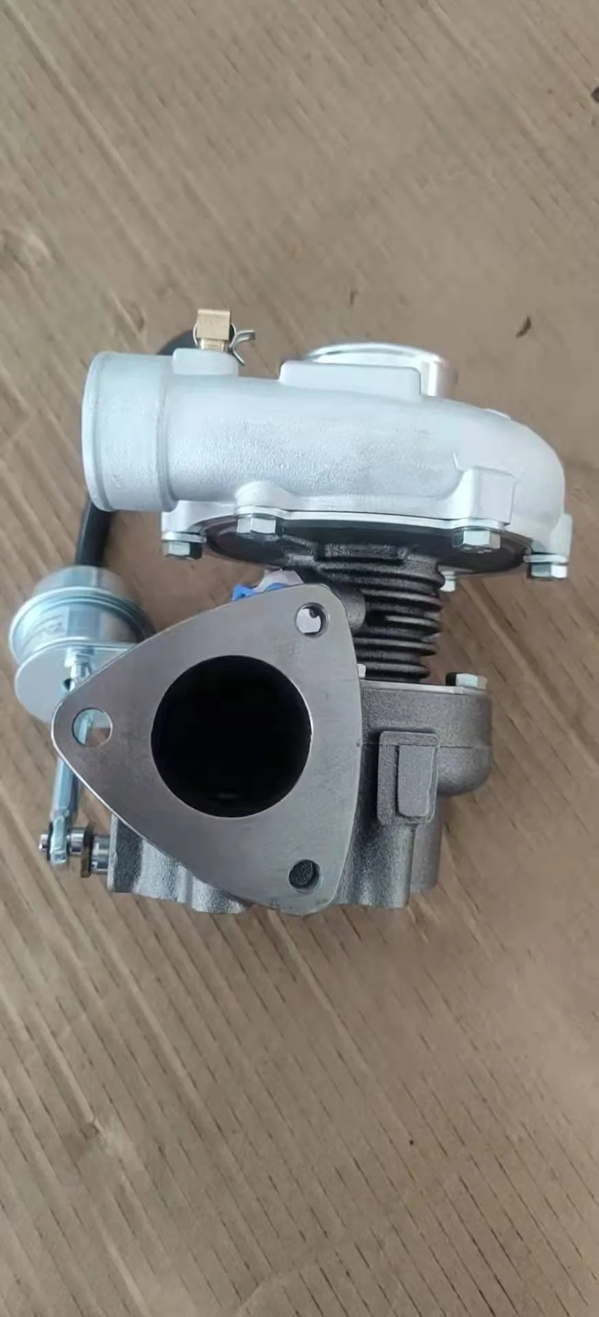 High quality QUNLI brand JMC carrying 4JB1 turbocharger GT22 1118300SBJ