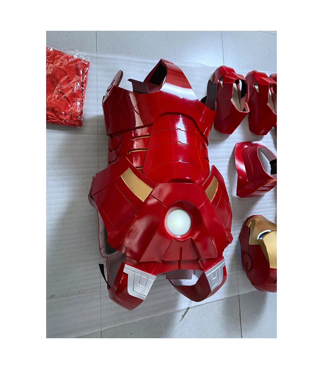 Hot Selling Good Quality Realistic Wearable Figure Cosplay Realistic Adult Costume Adult Robot Toy