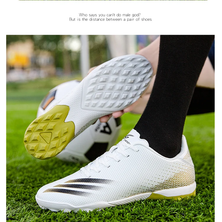 
Customize Kids Boys Indoor Futsal Sports Soccer Shoes Football Boots Shoes Manufacturers 